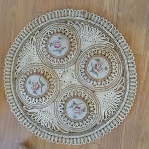 ⭐️ Host Pick ⭐️ Vintage Wicker Trivet Table Topper with needlepoint accent